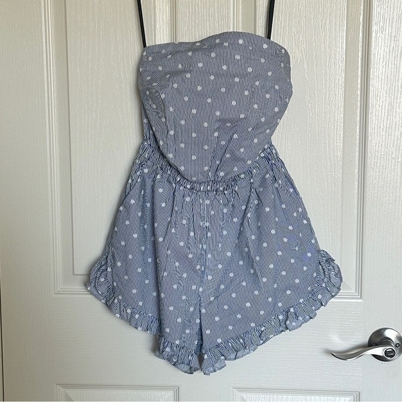 BEBE: strapless polka dot romper - Size XS - Picture 3 of 8